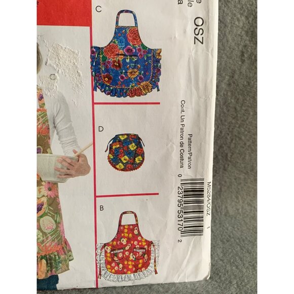 McCall's Misses Aprons Sewing Pattern M5284 - cut - Picture 3 of 9